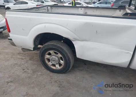 2016 Ford F-250 Xl z USA, uszkodzony, nr VIN 1FT7W2A61GEC29070